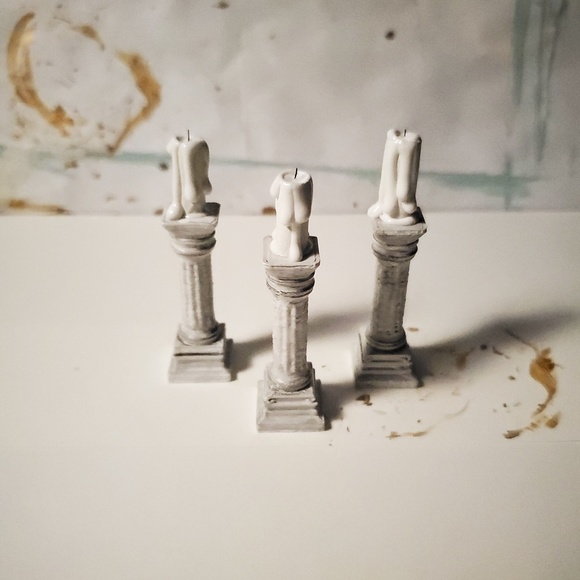 Miniature Candle on Pedestal | Dollhouse | Diorama | Game Play | Medieval Prop - Picture 6 of 10